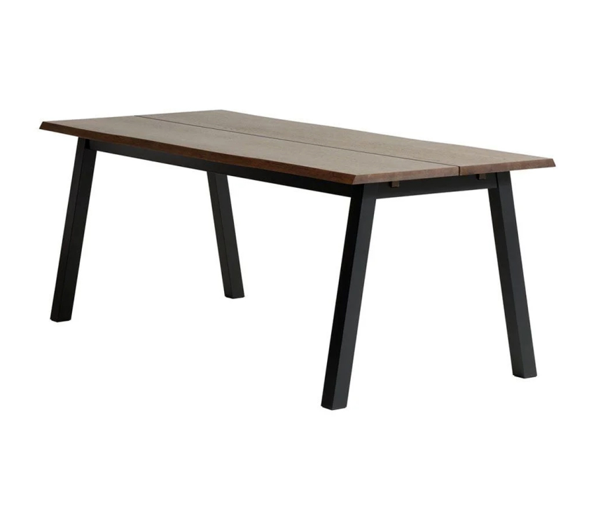 TAB-07 - Ąžuolinis stačiakampis stalas